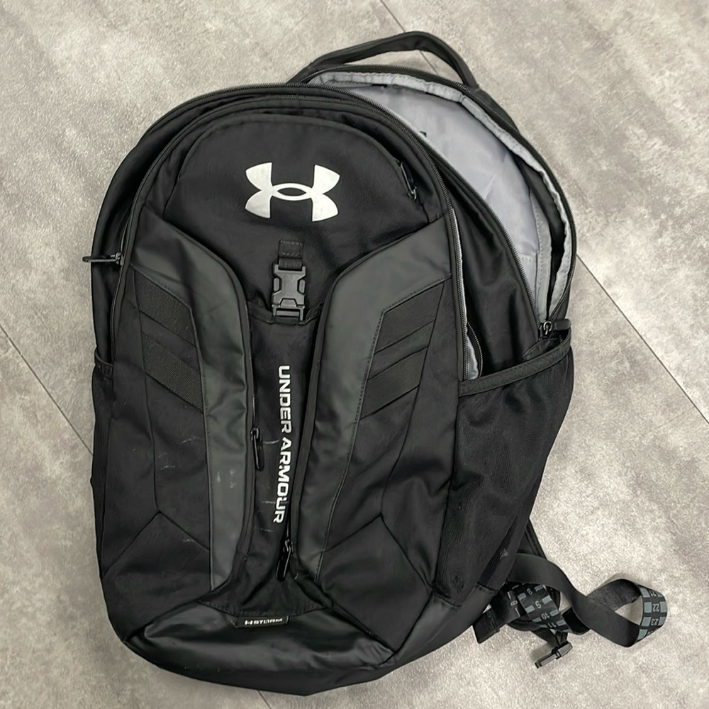 Under Armour hustle pro black backpack